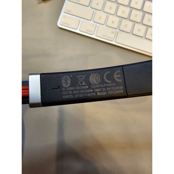 Jabra 75 Wireless Bluetooth Headset - Model: HSC040W with Black Case - Picture 3 of 3